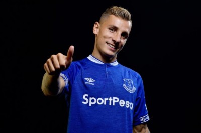 Lucas Digne signs five-year deal with Everton