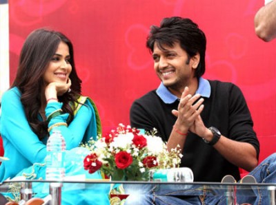 Ritesih Deshmukh calls wife Genelia 'bestest friend', wishes her on birthday