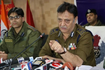 Srinagar shootout: State police arrests four including two militants