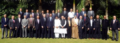 PM Modi meets with global oil and gas experts