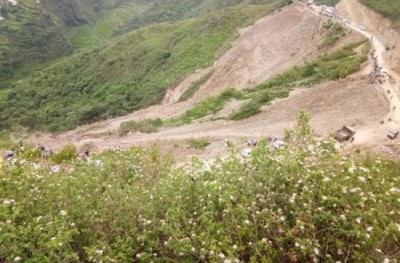 Uttarakhand bus accident: Death toll touches 14; 9 injured