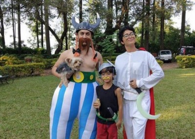 Aamir Khan becomes 'Obelix' at family party