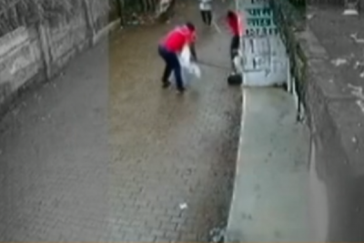 UP: Retired cop dies after being beaten in Allahabad; incident caught on CCTV