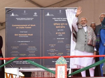 PM Modi tweets ahead of Russia visit, says confident of strengthening bilateral ties