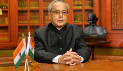 Pranab Mukherjee's acceptance of RSS invite triggers debate