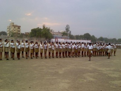 Congress manifesto for Madhya Pradesh promises to ban RSS sessions in govt buildings, BJP hits back