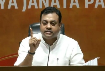 By tweeting, Rahul Gandhi accepted that Congress is a Muslim party: BJP