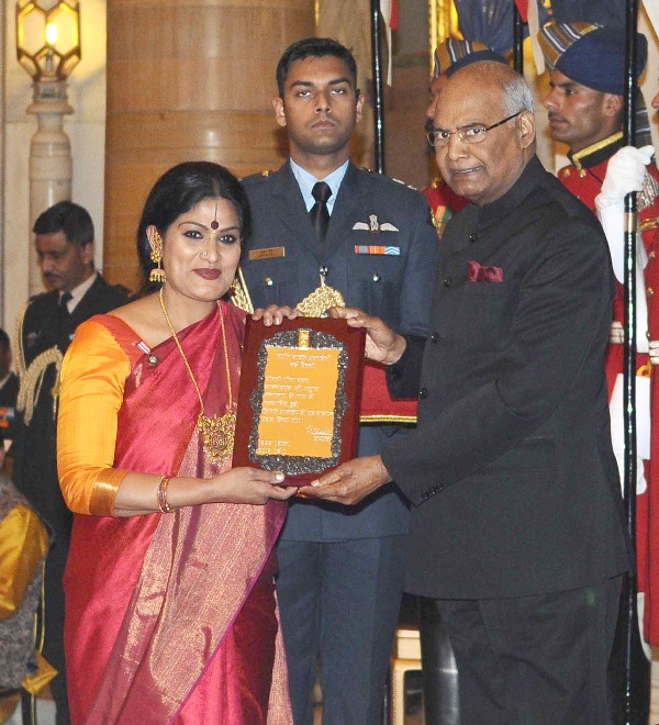 Kovind presents Sangeet Natak Akademi Awards
