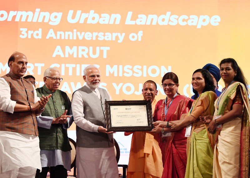  Narendra Modi departs from Lucknow 