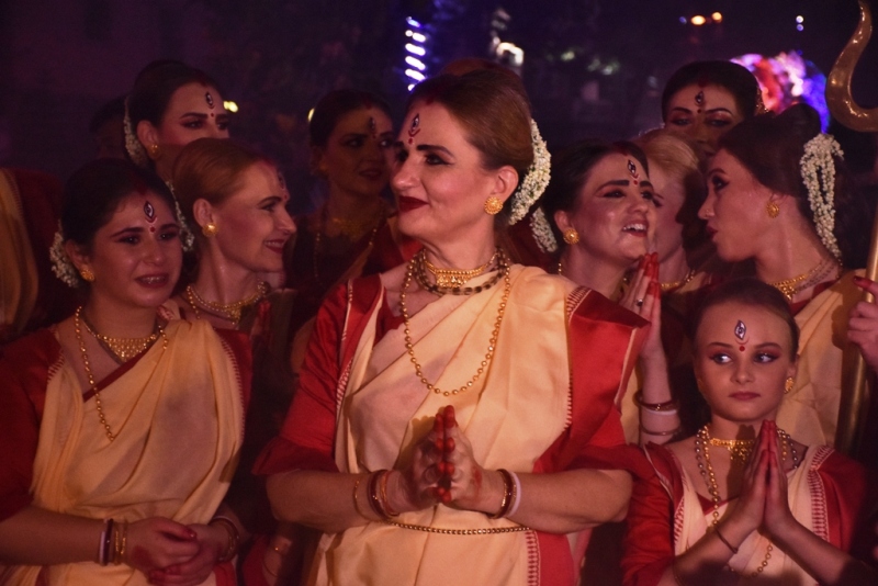 Award-winning Durga idols paraded in Kolkata's Red Road Carnival