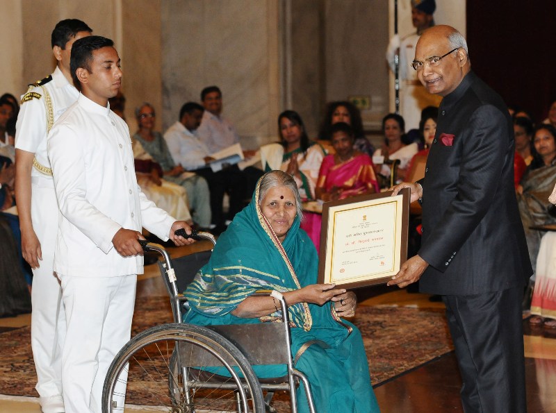 President Ram Nath Kovind Presents the  Nari Shakti Puruskar 