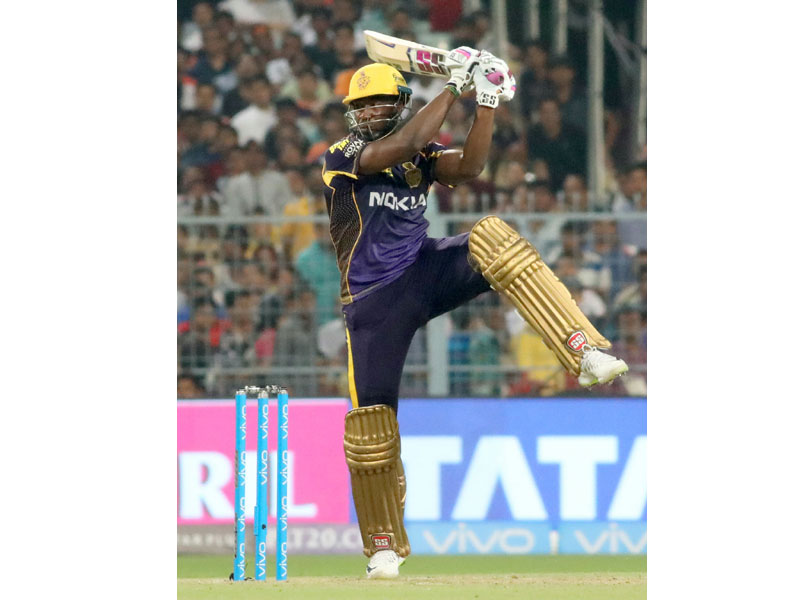 Kolkata crowd watch KKR beat RCB, Shah Rukh Khan cheers Knights