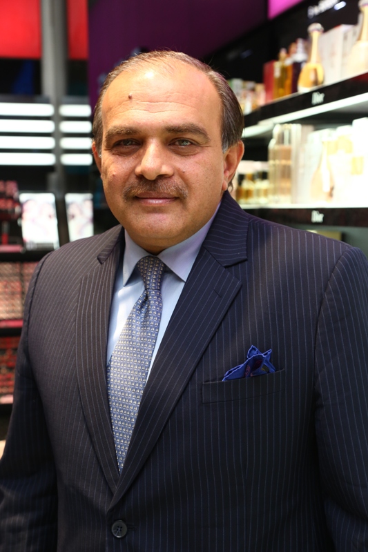 Bipasha Basu inaugurates beauty brand Sephora outlet in Kolkata