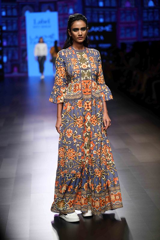 Bollywood actress Taapsee Pannu sizzles LFW ramp