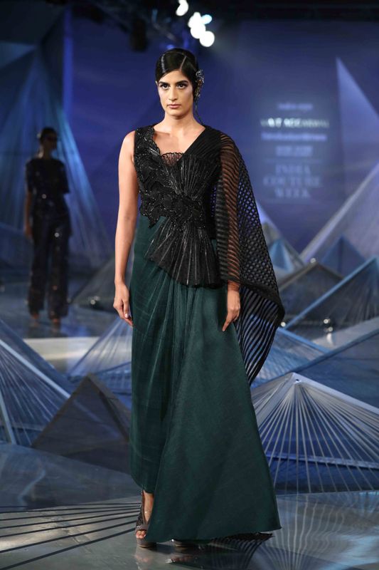 Shilpa Shetty walks for Amit Aggarwal in India Couture Week