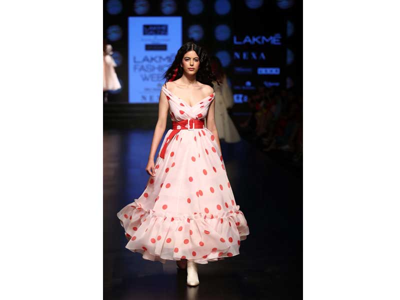 LFW: Yami Gautam showstopper for Designer Gauri & Nainika