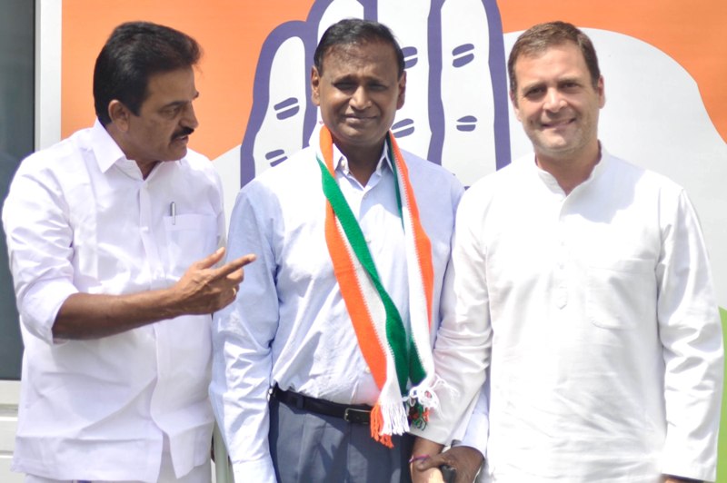 Rahul Gandhi welcomes BJP MP in partyfold