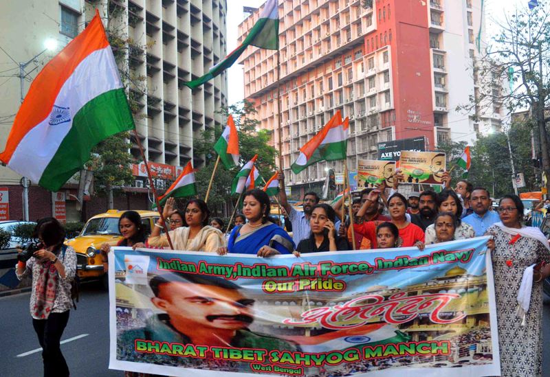 Members of Bharat Tibet Sahyog Manch West Bengal celebrate Abhinandan's release