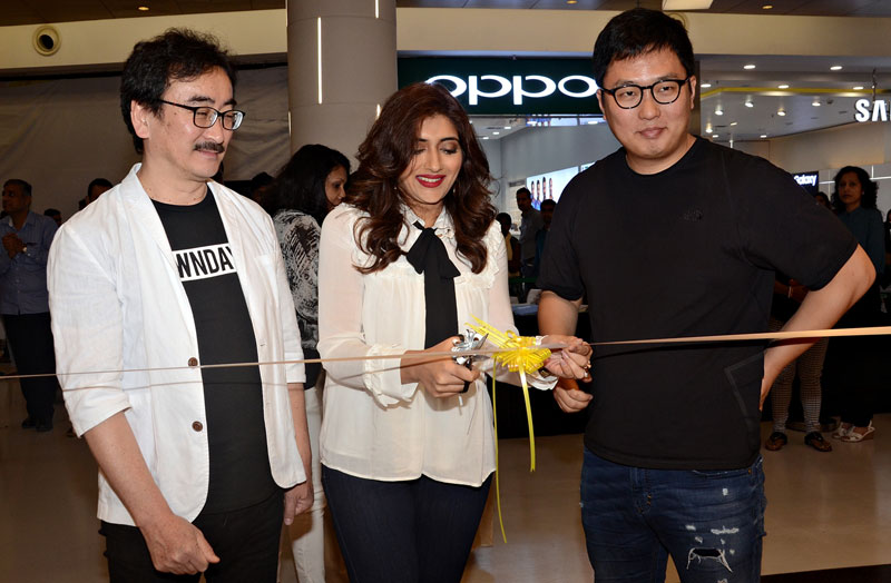 Japanese Eyewear chain Owndays opens store in Kolkata's South City Mall