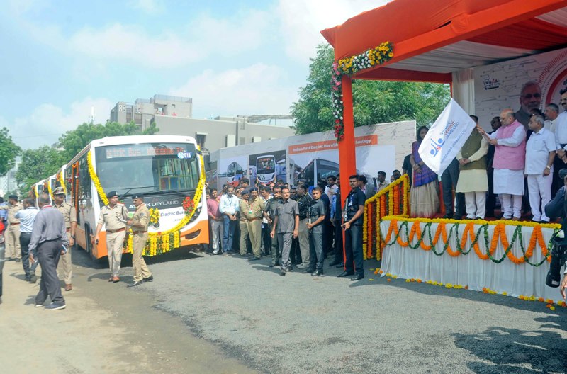 Amit Shah with Vijay Rupani at Plantation Drive and flagging off of vehicles in Ahmedabad