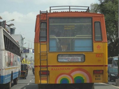 Youth Congress Hartal : Protestors pelt stones on 2 KSRTC buses