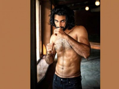 Sanjay Leela Bhansali to launch Meezaan in his next movie