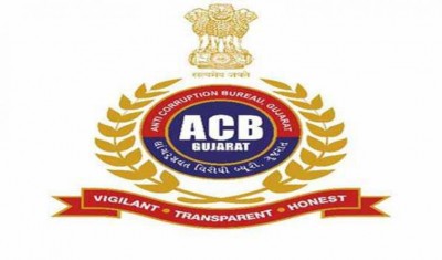 Gujarat: ACB nabs state GST officer red-handed taking bribe in Ahmedabad