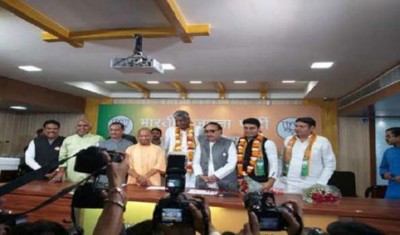 Ex-minister Virendra Singh joins BJP
