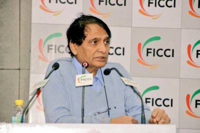 Suresh Prabhu greets Army for inducting Apache Guardian chopper