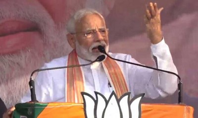 Your tenure is over: Narendra Modi targets Mamata Banerjee during Basirhat rally