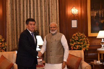 After taking oath, PM Modi gets into diplomatic exercise