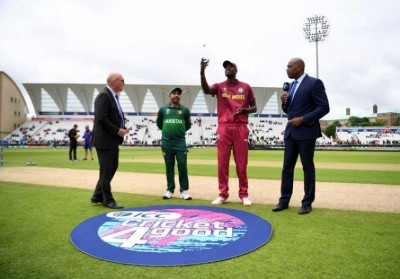 Spirited West Indies bowlers bowl out Pakistan for 105 runs