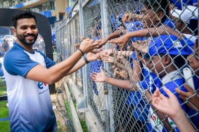 Rohit Sharma replies wittily on Rishabh Pant's batting at number 4