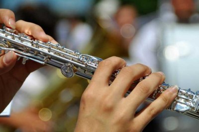 Flute music helps to build brains of premature babies