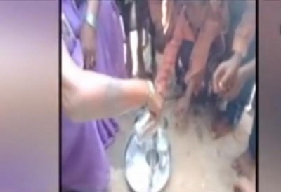 Uttar Pradesh: One litre of diluted milk served to 81 students at Sonbhadra school