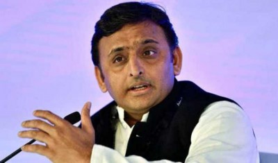 Akhilesh Yadav hints at making uncle Abhayram Yadav contest from Jaswantnagar in LS polls
