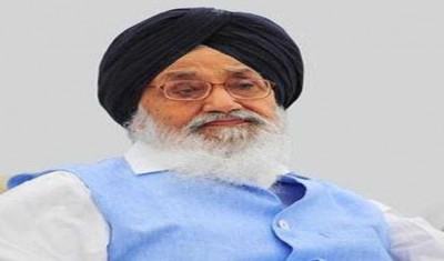 Dismayed by Imran's eerie silence on Pulwama attack :Parkash Badal