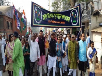 Protest against amended Anti-Citizenship Act continues on Sunday; Mamata to lead protest march on Monday