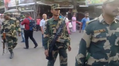 Central forces start route-marching Kolkata, ECI takes stocks of poll preparedness in Bengal