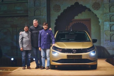 Tata Motors joins Google to launch Tata Altroz Voice BoT 