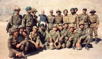 PM Narendra Modi greets nation on Kargil Vijay Divas, shares old images of meeting soldiers 