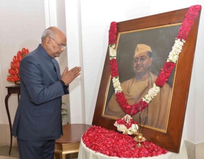 President of India Ram Nath Kovind pays homage to Netaji Subhas Chandra Bose