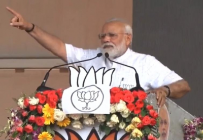 Narendra Modi addresses rally in Kolkata, targets Mamata Banerjee, Congress