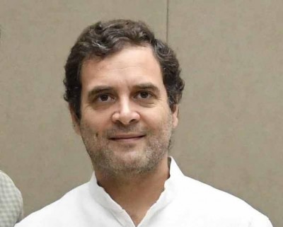 Resignations rain in Congress to give Rahul 'free hand' to constitute new team