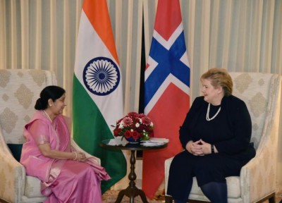 Sushma Swaraj meets visiting Norway PM Erna Solberg, exchange views on expanding ties across all sectors   