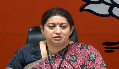 BJP names Priyanka Gandhi in land deal, Jaitley mocks at 'clever business' acumen