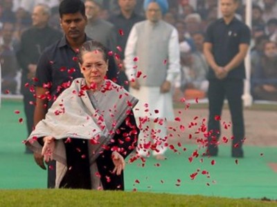 Nehru's vision lies at the core of true India: Sonia Gandhi