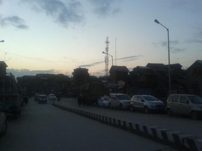 Jammu and Kashmir: Restrictions lifted in down town, SeK in Srinagar