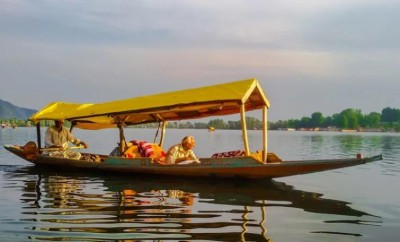 SMS service to be restored in Kashmir Valley from midnight