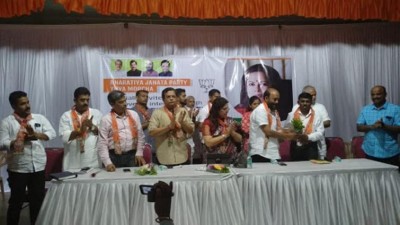 Goa: Ramesh Tawadkar joins BJP